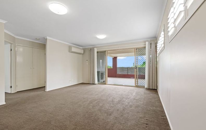 14/269 Nursery Road, Holland Park QLD 4121, Image 2