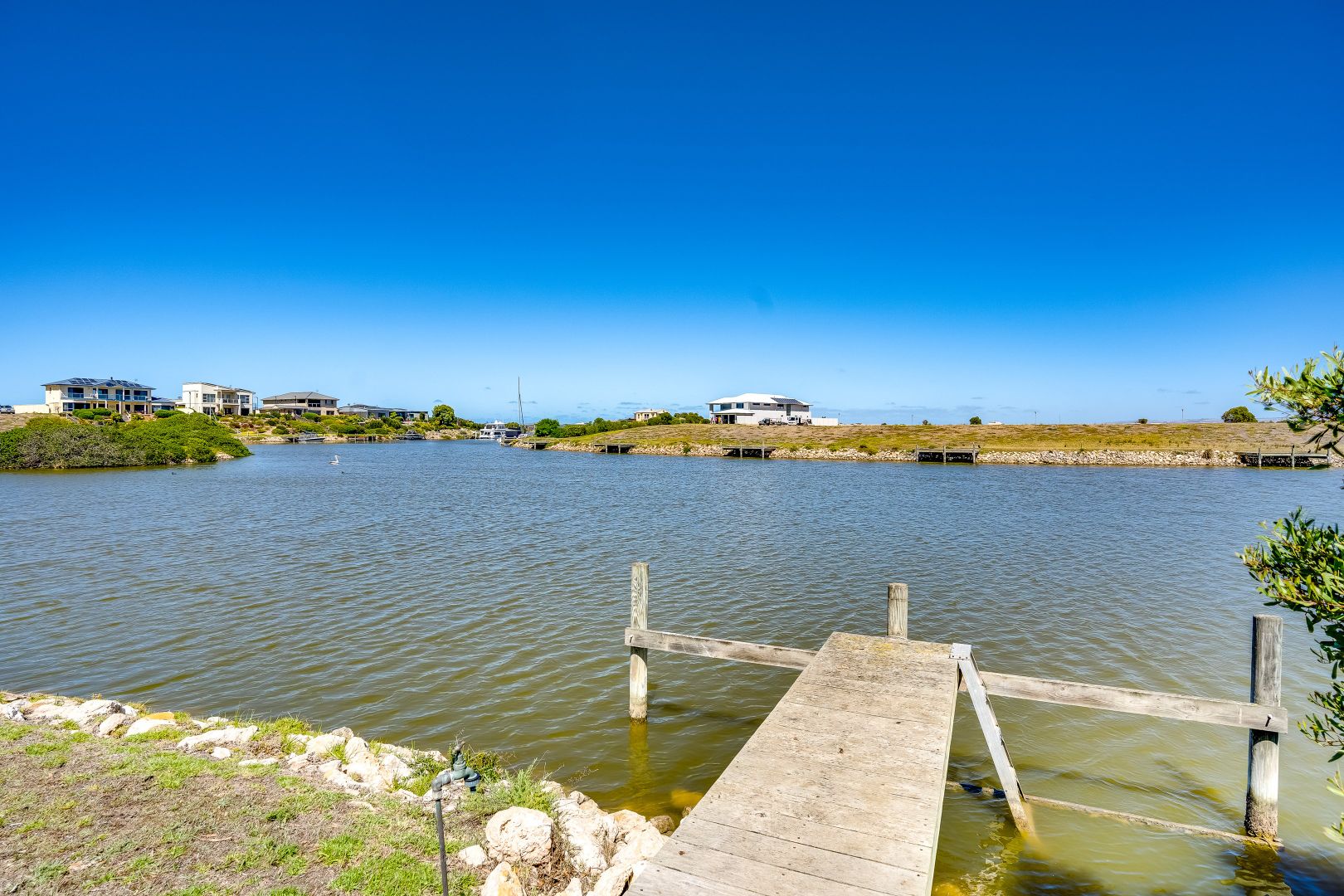 117 Blanche Parade, Hindmarsh Island SA 5214, Image 2