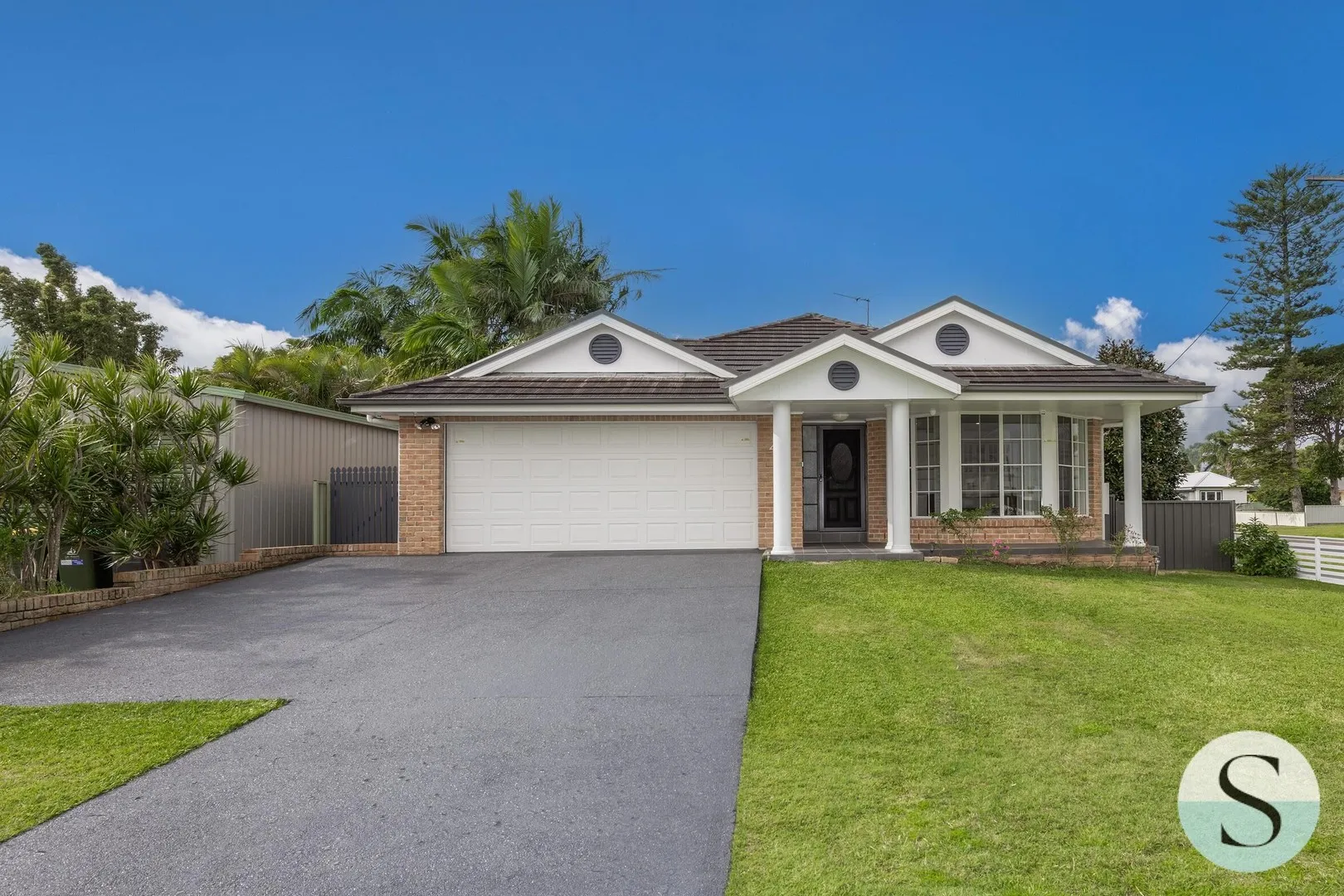 Totally Transformed Inside, this Home Looks & Feels Brand New, Just 7 Houses to the Lake, it's Easy Care & Location Perfect, with Room for Your Van, Swansea