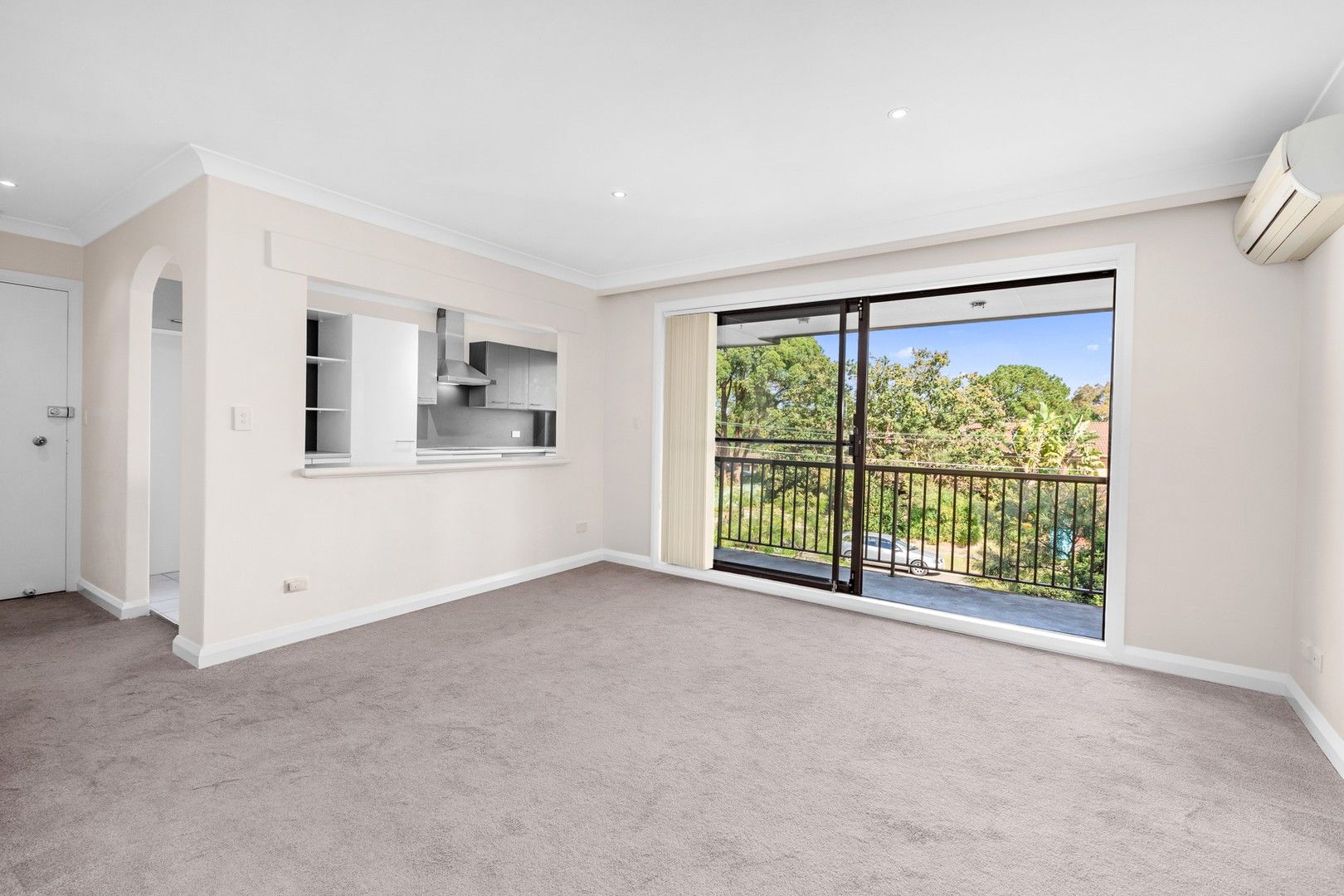 2 bedrooms Apartment / Unit / Flat in 5/211 Waterloo Road MARSFIELD NSW, 2122