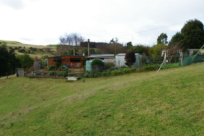 Picture of 98 Lowries Road, OLDINA TAS 7325
