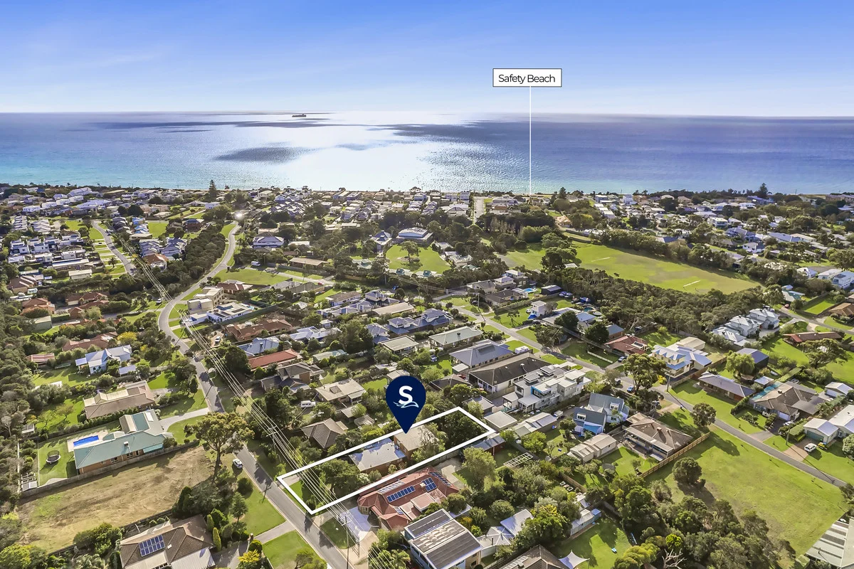 31 Woodlands Grove, Safety Beach VIC 3936