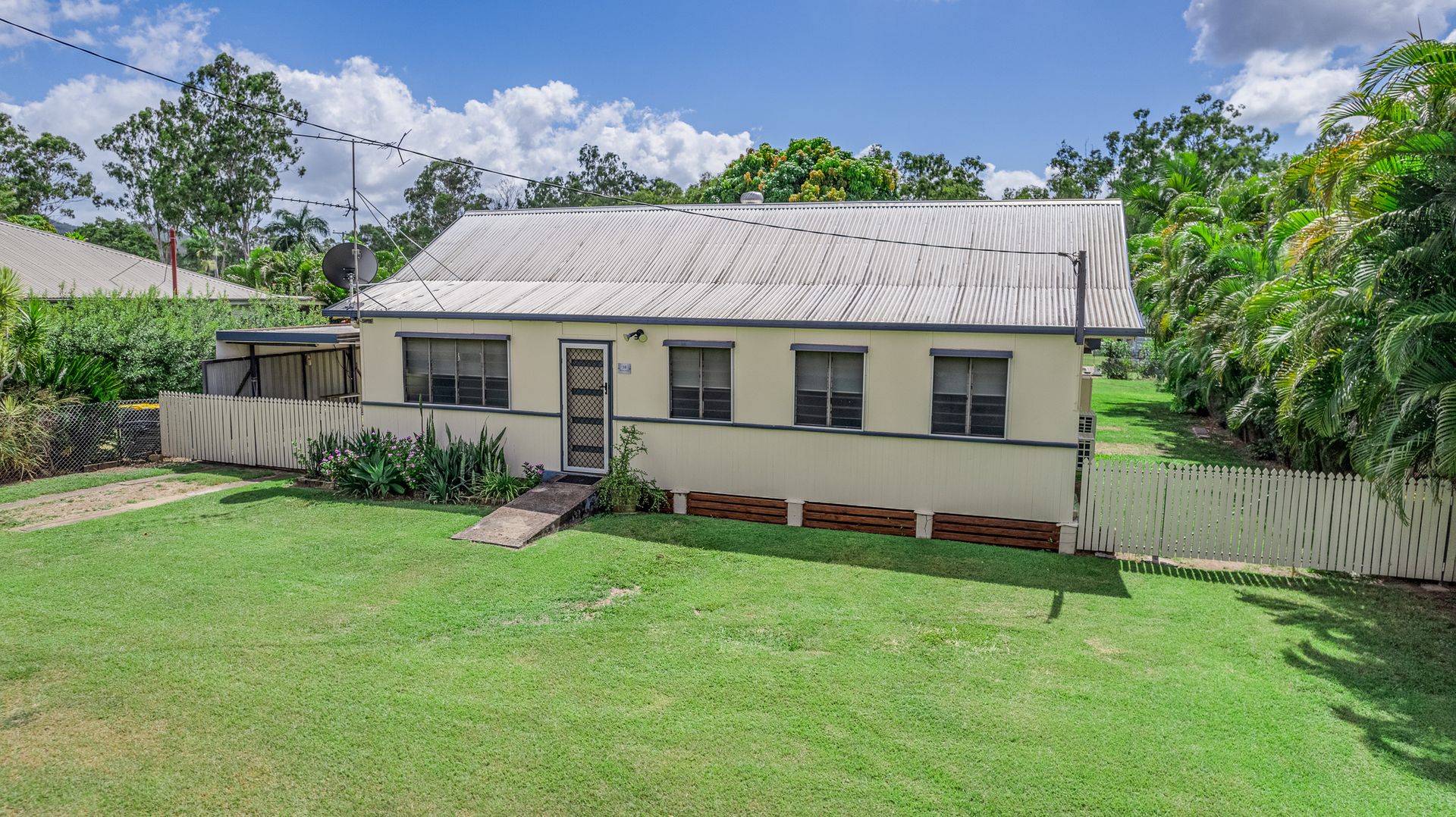 18 Butler Street, Yarwun QLD 4694