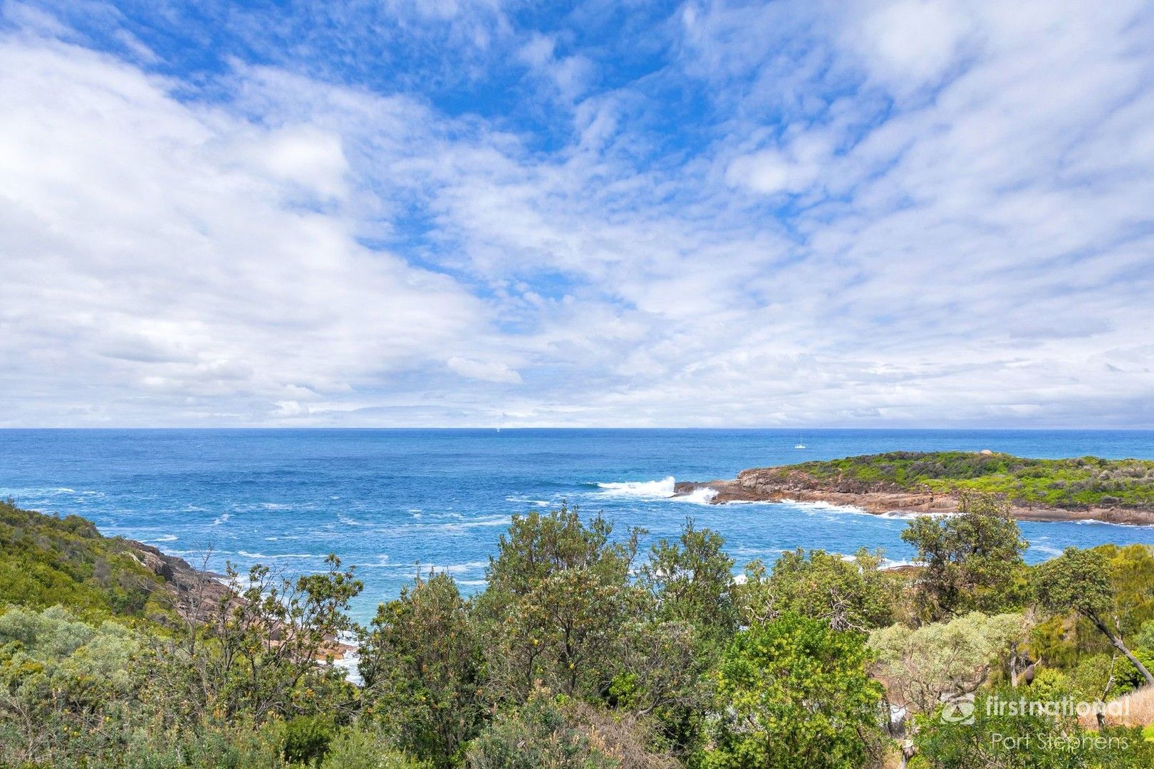 10 Tomaree Crescent, Boat Harbour NSW 2316, Image 0