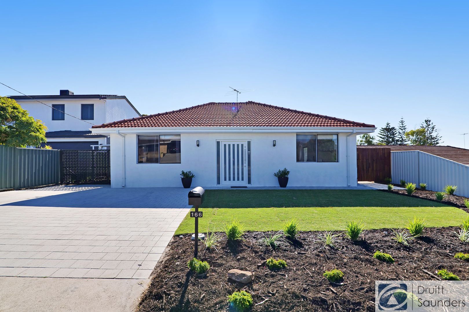 166 Elliott Road, Scarborough WA 6019, Image 1