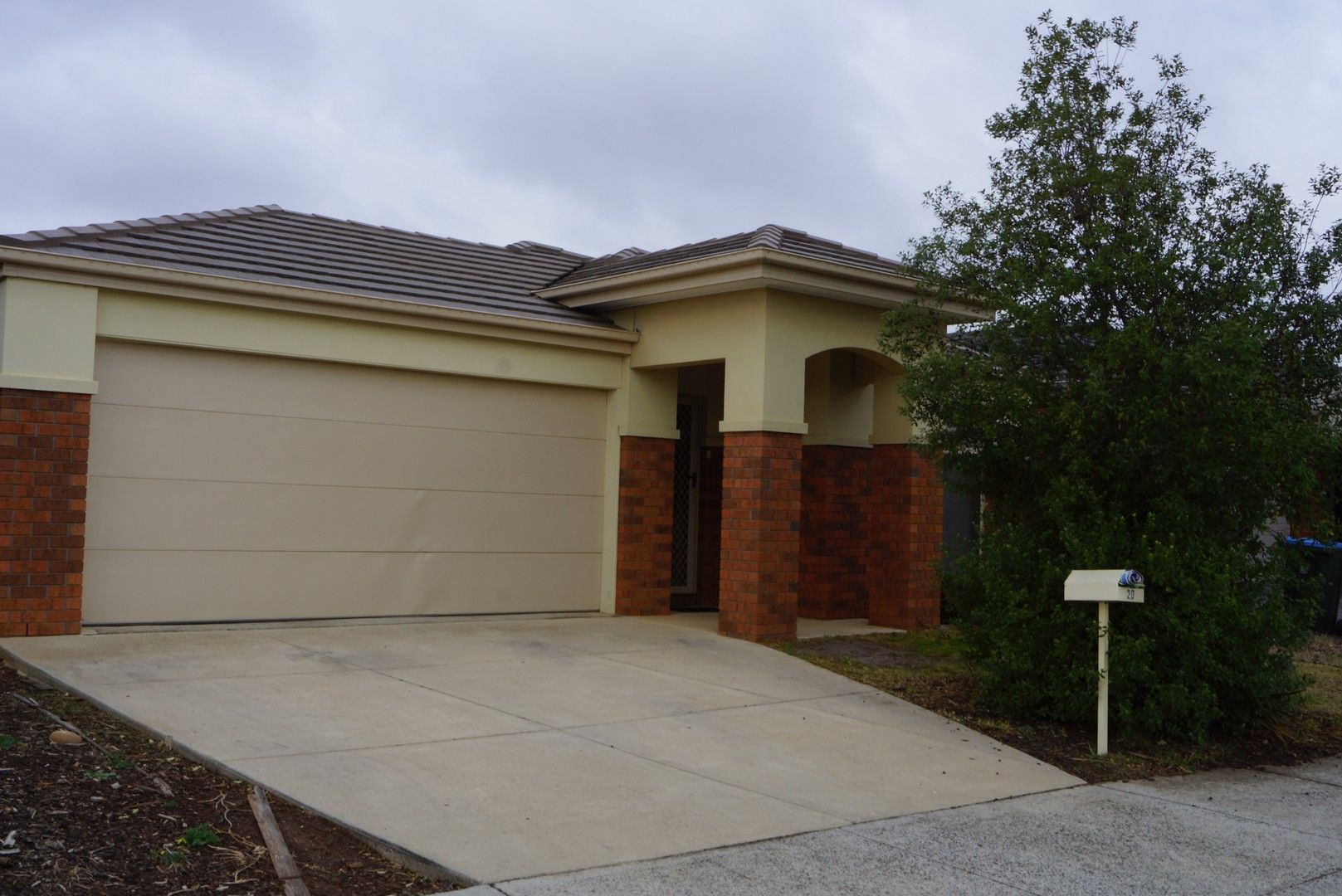 4 bedrooms House in 20 Gretel Way TARNEIT VIC, 3029