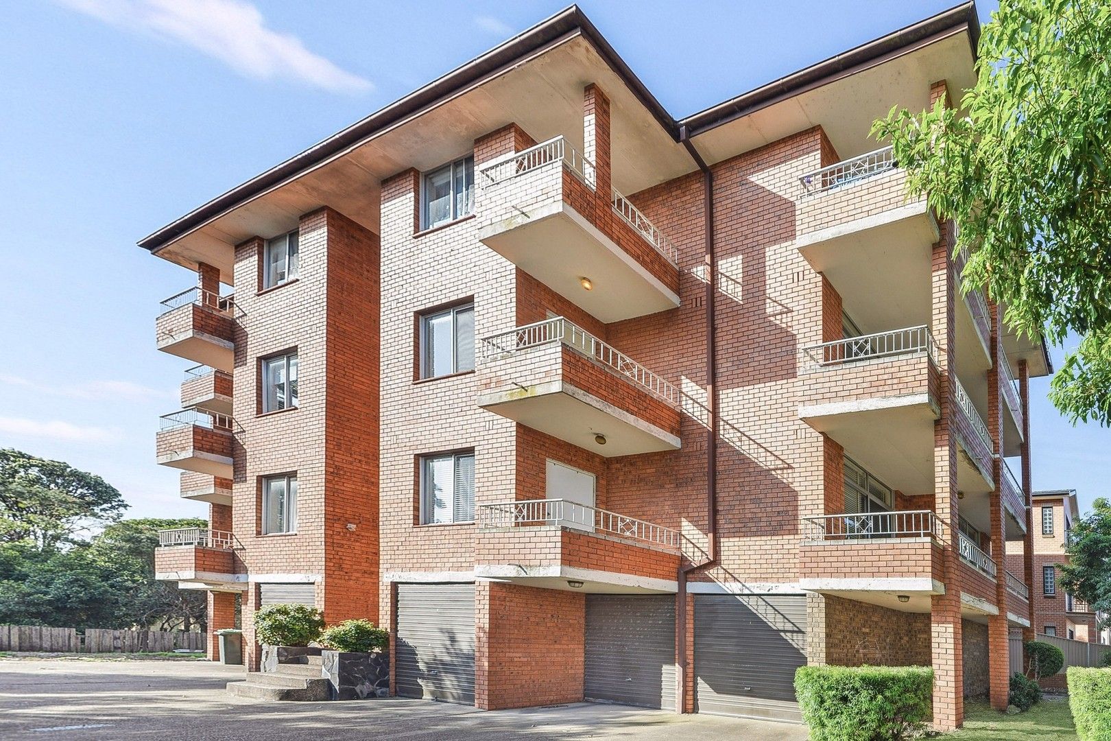 2 bedrooms Apartment / Unit / Flat in 1/12 Macquarie Place MORTDALE NSW, 2223