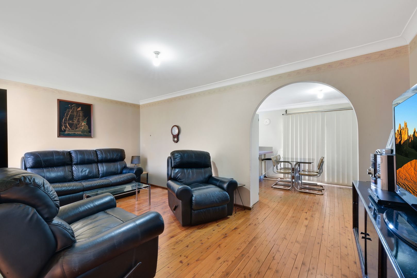 3 Copperfield Drive, Ambarvale NSW 2560, Image 1
