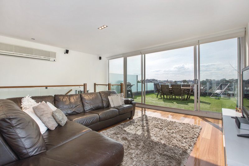 202/12 Bay Road, Sandringham VIC 3191, Image 0