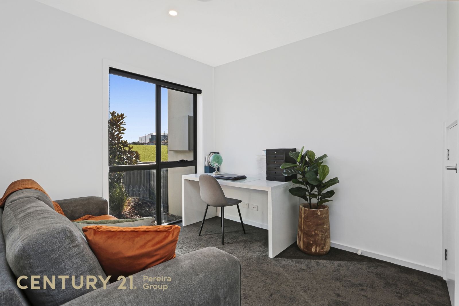 185 South Circuit, Oran Park NSW 2570, Image 0