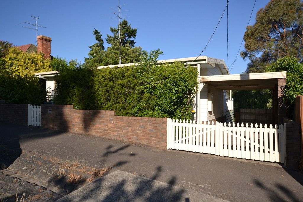 208 Ligar Street, Soldiers Hill VIC 3350, Image 0