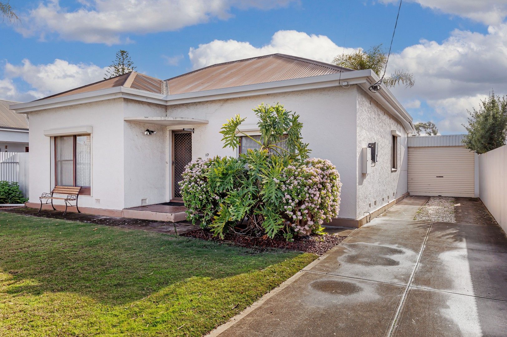 3 bedrooms House in 17 Olive Street LARGS BAY SA, 5016