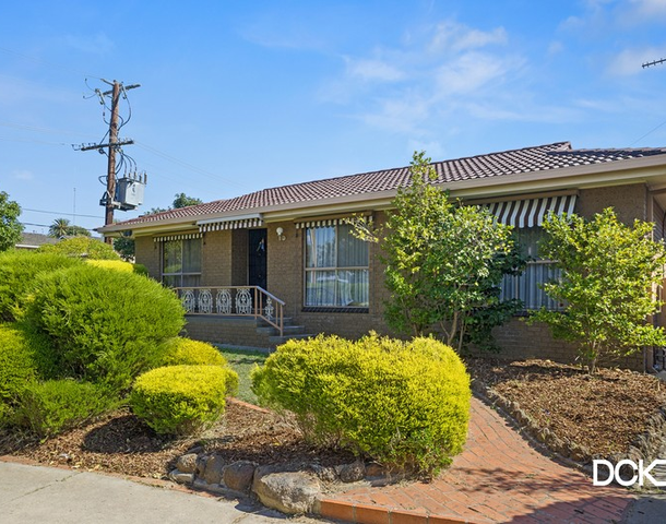 1/156 Crook Street, Strathdale VIC 3550