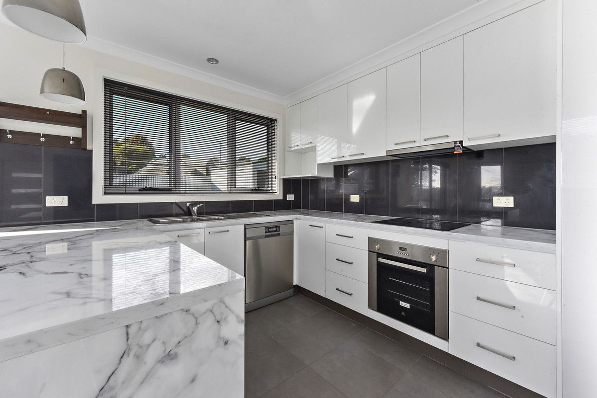 3 bedrooms House in 18 Eastfield Drive NEWNHAM TAS, 7248