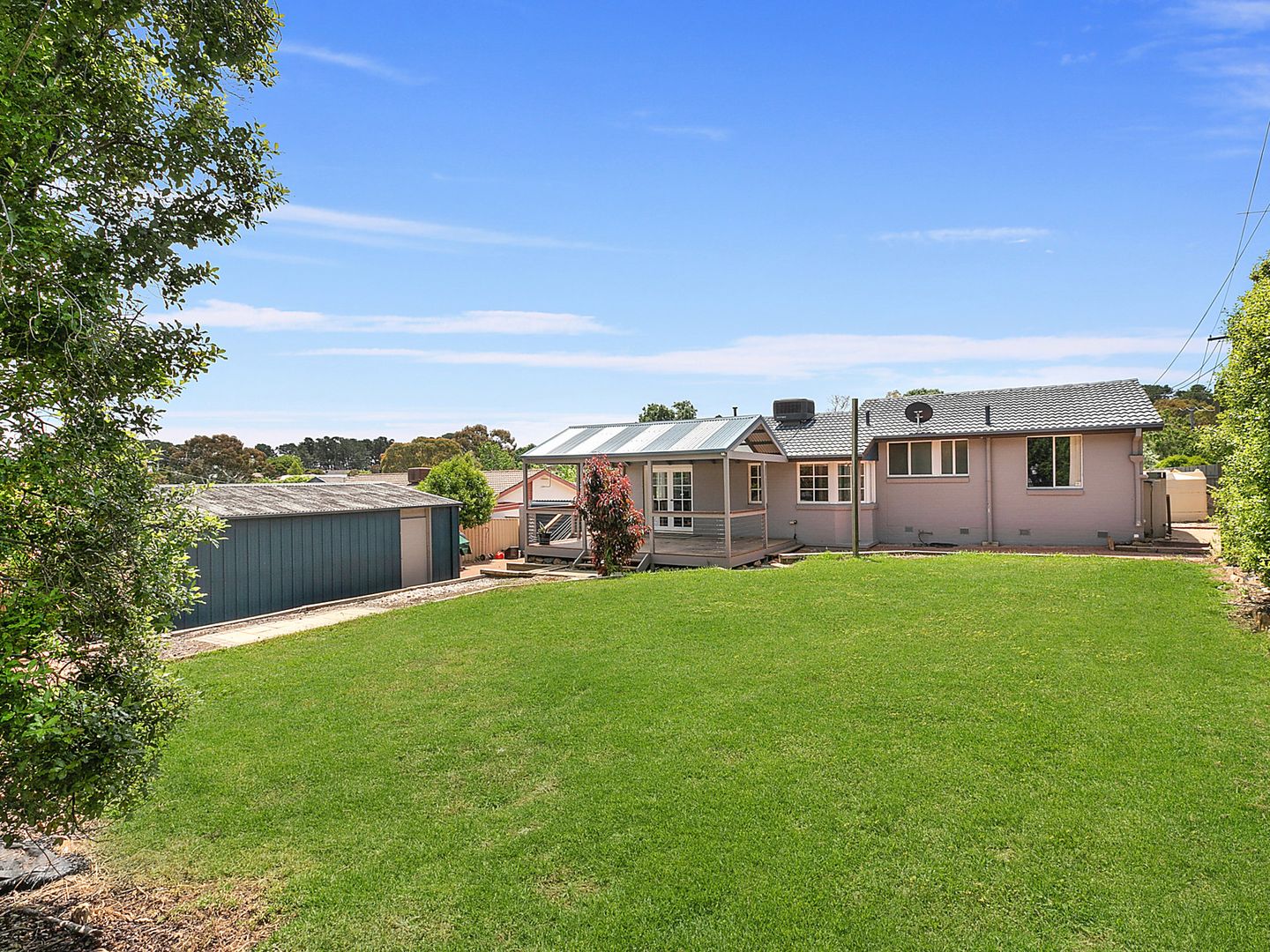 8 Musca Place, Giralang ACT 2617, Image 2