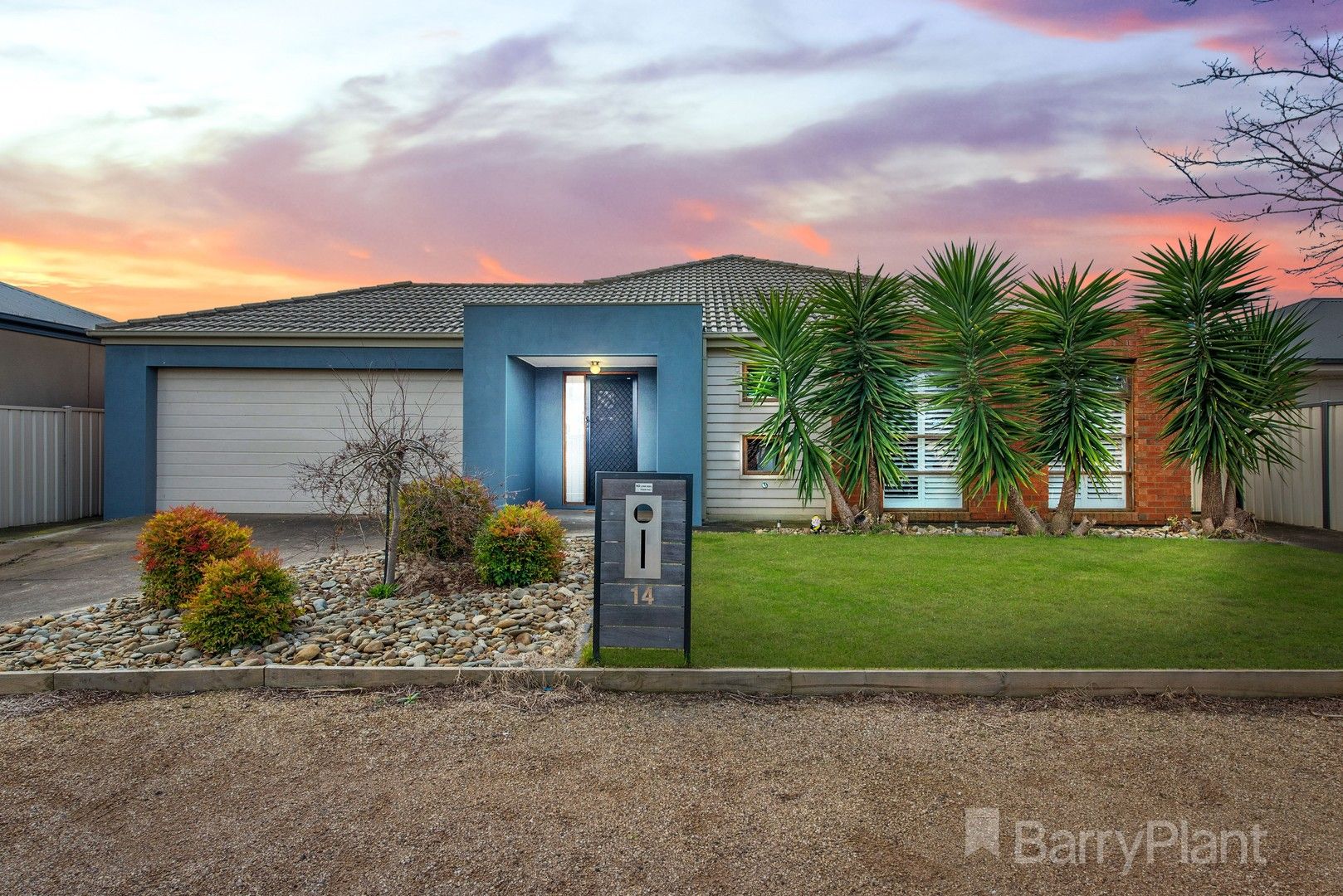 4 bedrooms House in 14 Charlotte Avenue HARKNESS VIC, 3337
