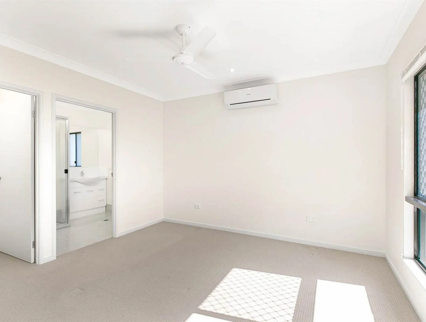 Additional image 6 of 11 Tyenna Close, Bentley Park QLD 4869