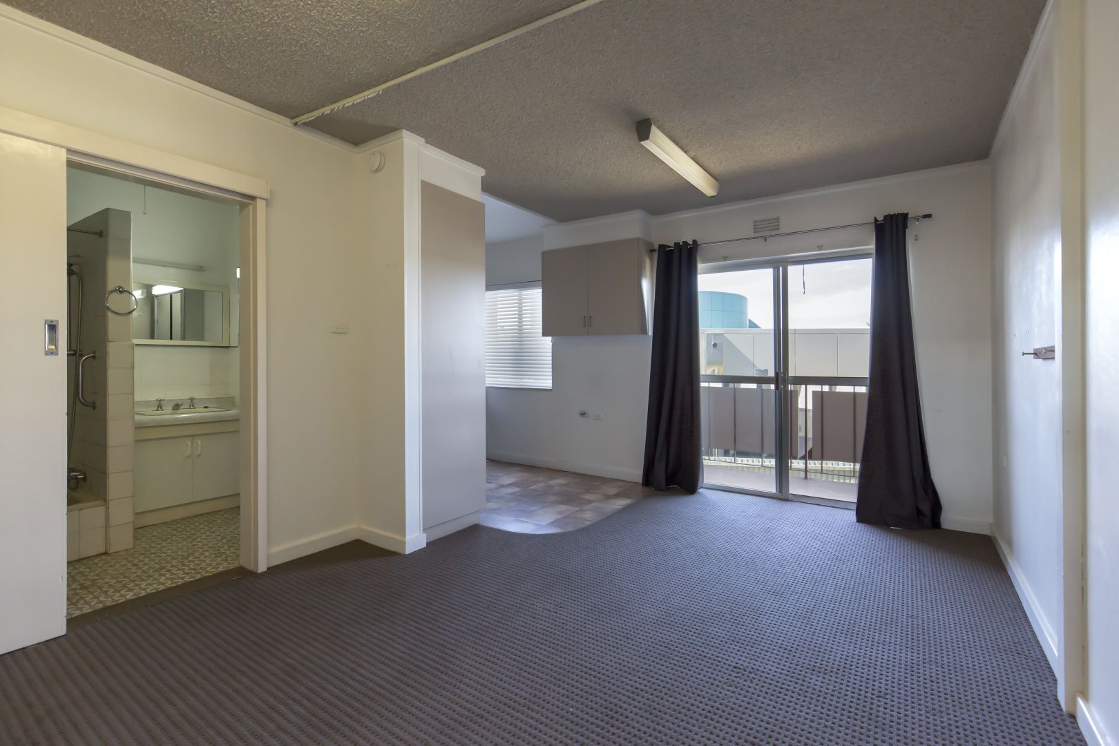 15/163 Hume Street, Toowoomba City QLD 4350, Image 2