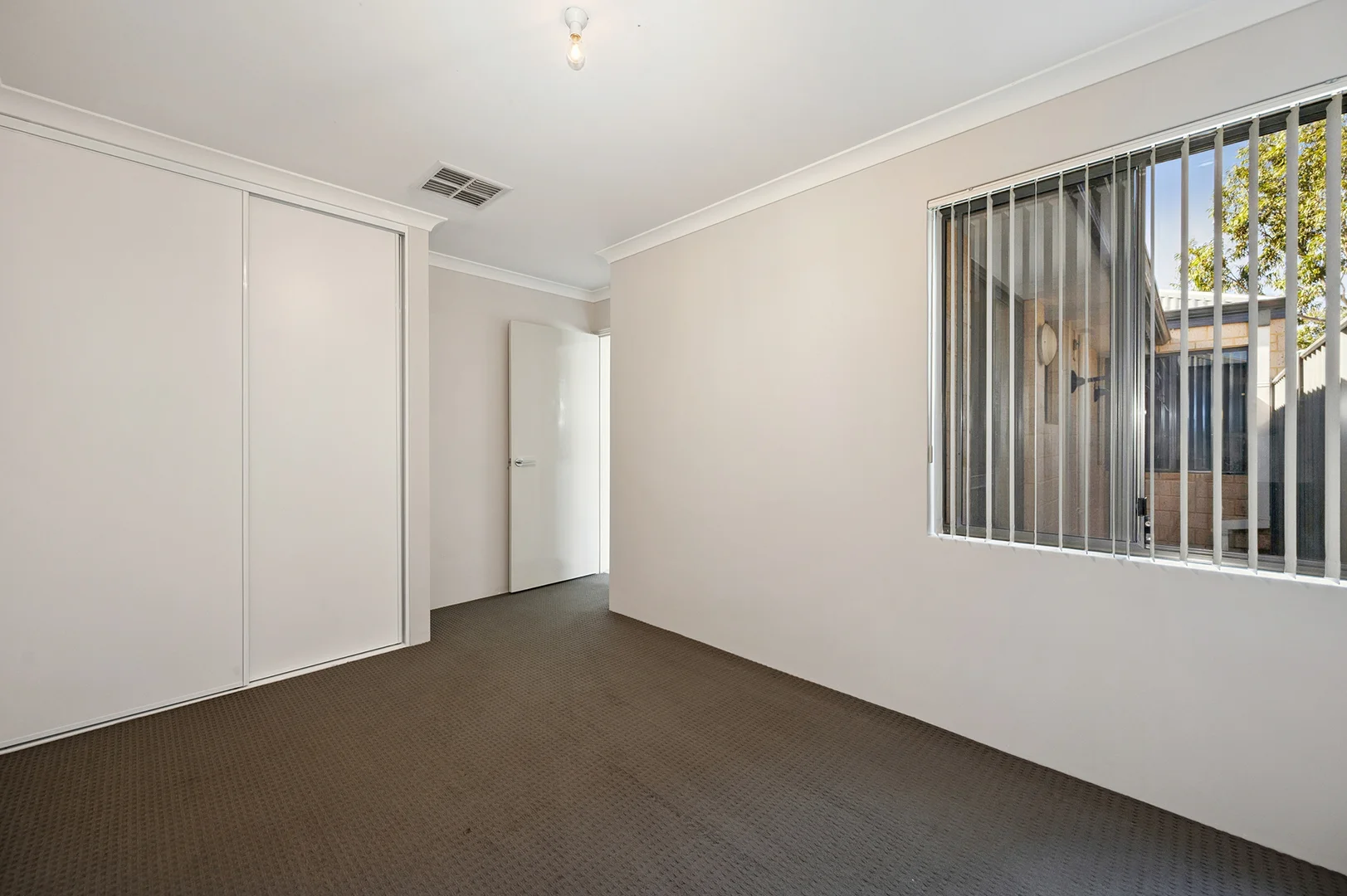 Additional image 20 of 351 Lambeth Circle, Wellard WA 6170