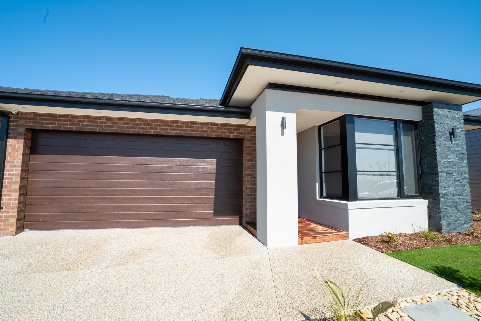 4 bedrooms House in 4 Irvine Rise, Harpley WERRIBEE VIC, 3030