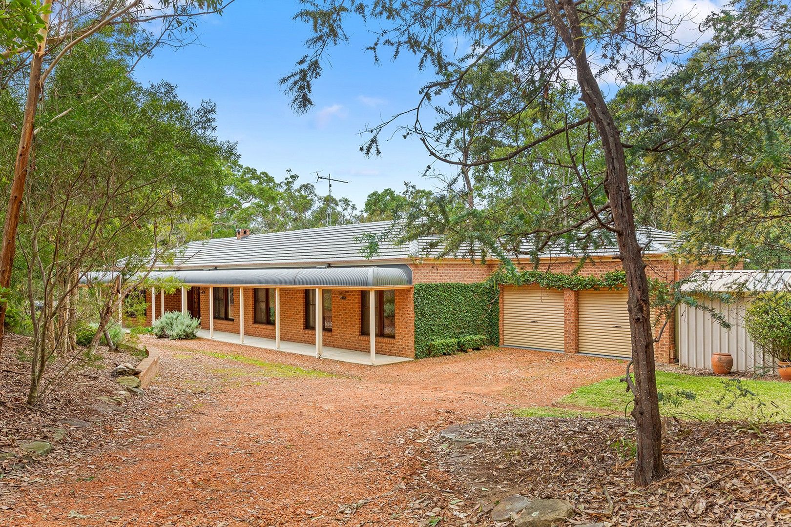 5 bedrooms House in 10-12 Purvines Road YELLOW ROCK NSW, 2777