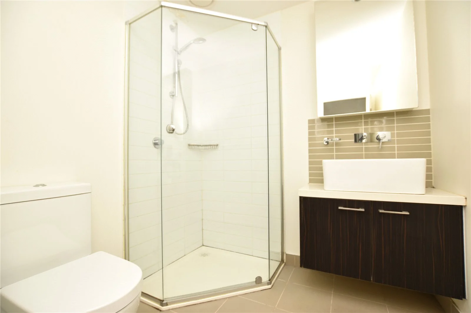 Additional image 5 of 1103/8 Sutherland Street, Melbourne VIC 3000