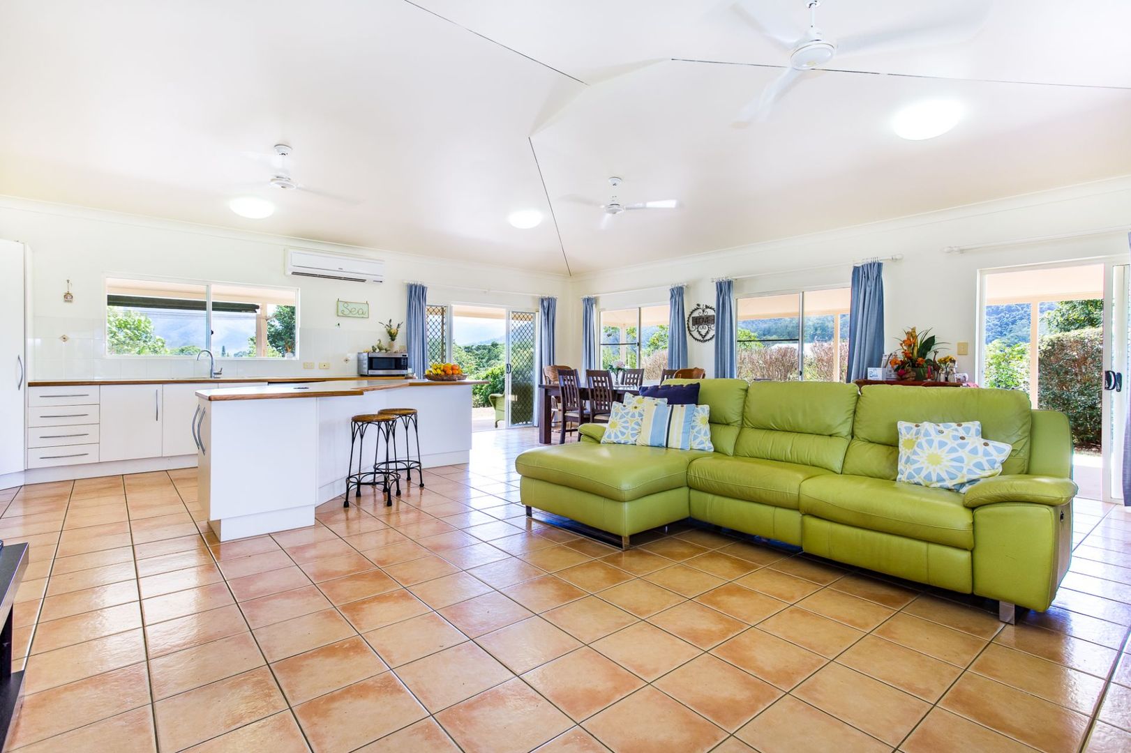 10-12 Windlass Street, Goldsborough QLD 4865, Image 2