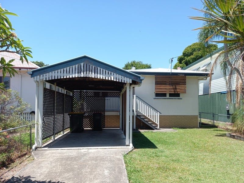 2 bedrooms House in 7 Hutton Avenue WYNNUM QLD, 4178