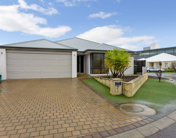 3 Crouch Place, Canning Vale WA 6155