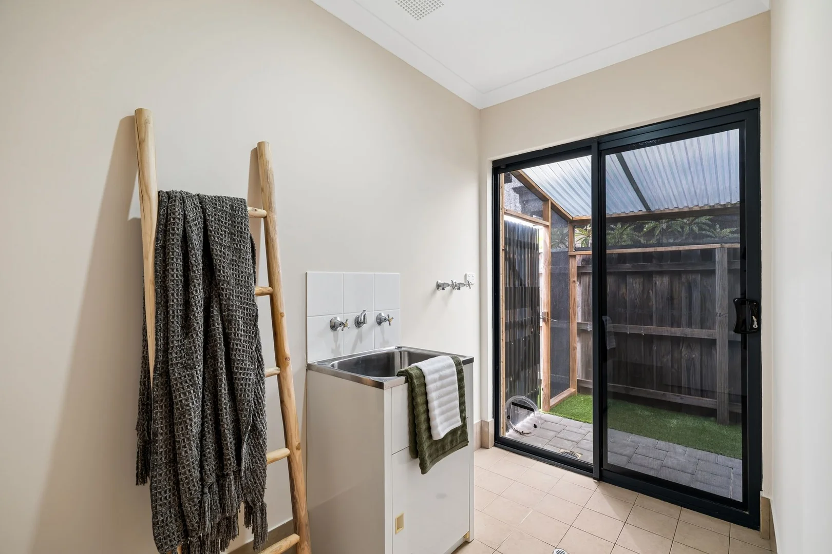 Additional image 23 of 2/228 Charlottes Vista, Ellenbrook WA 6069