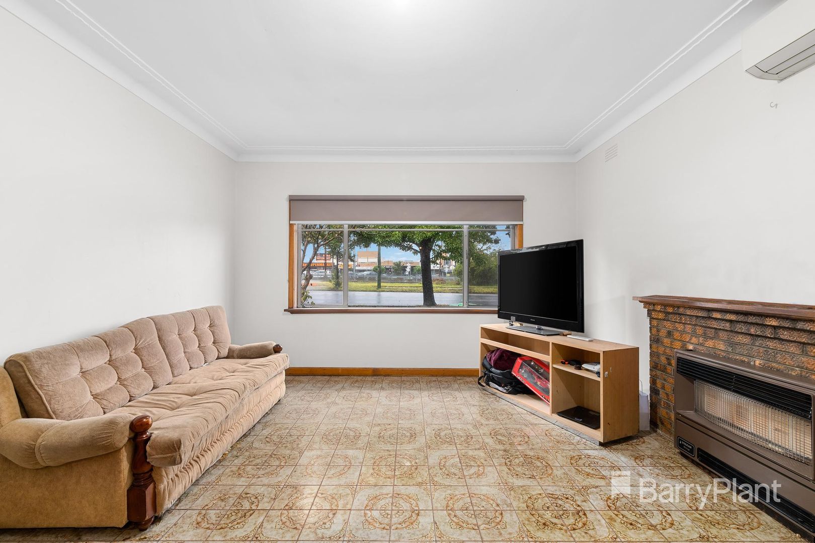 349 High Street, Thomastown VIC 3074, Image 2