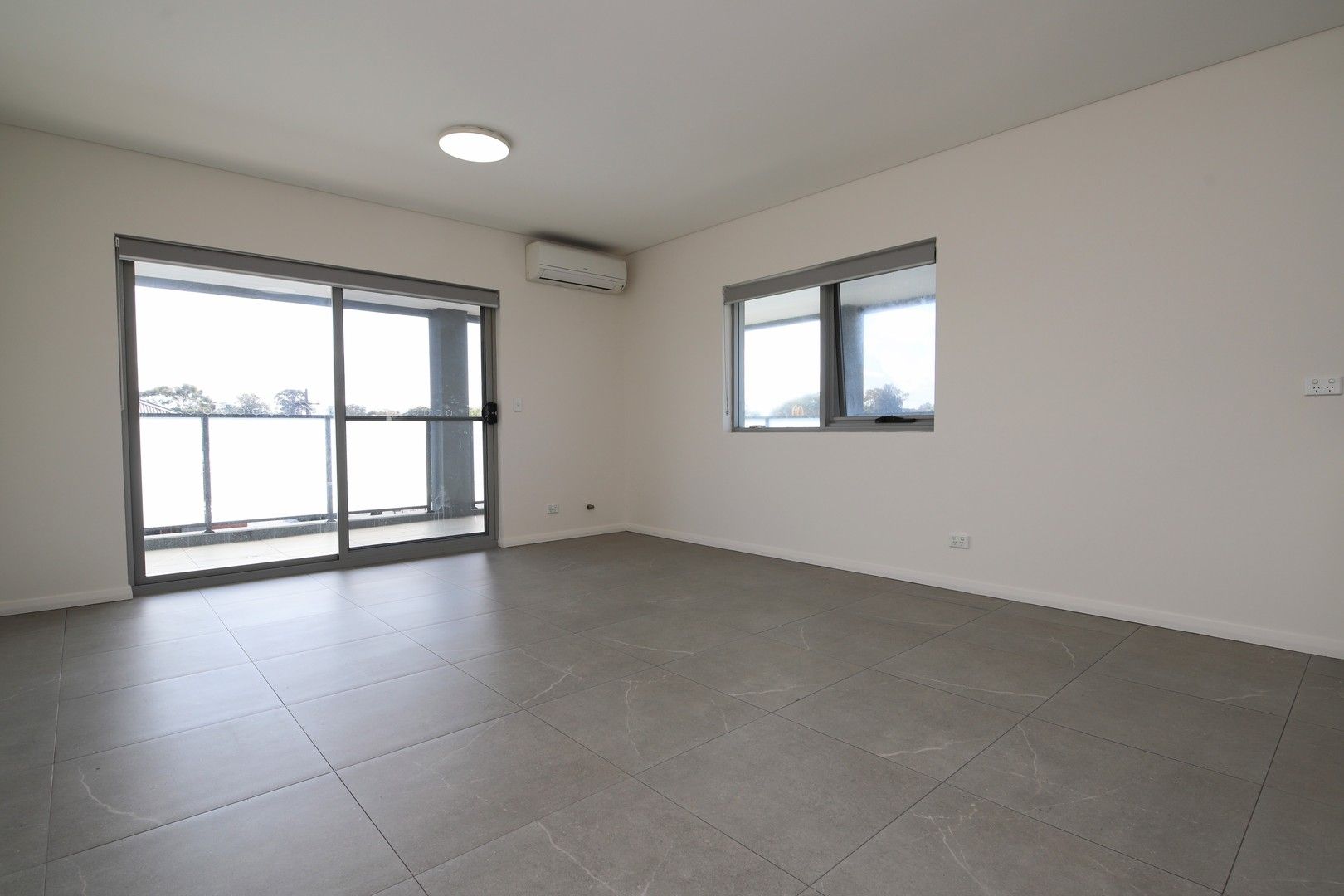 2 bedrooms House in 302/106 Brancourt Avenue YAGOONA NSW, 2199