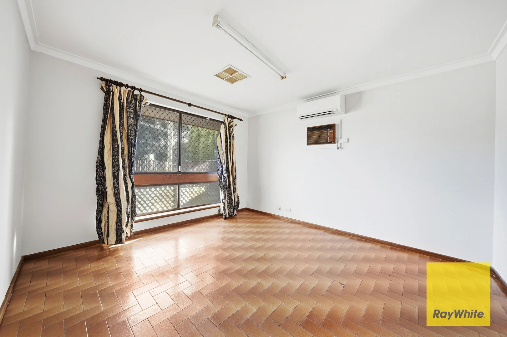 Additional image 7 of 480 Light Street, Dianella WA 6059