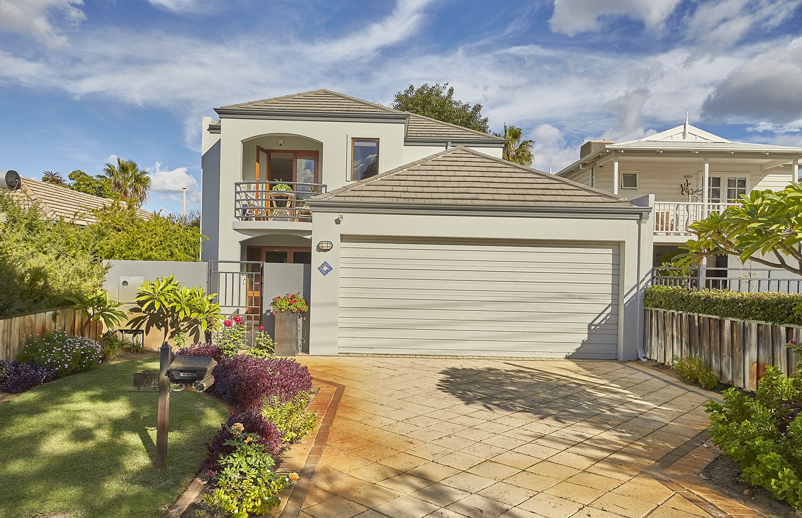 4 bedrooms House in 6 Zamia Street MOUNT CLAREMONT WA, 6010