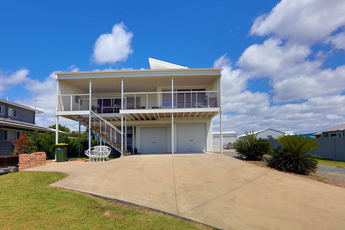 39 Windjammer Circuit, River Heads QLD 4655, Image 2