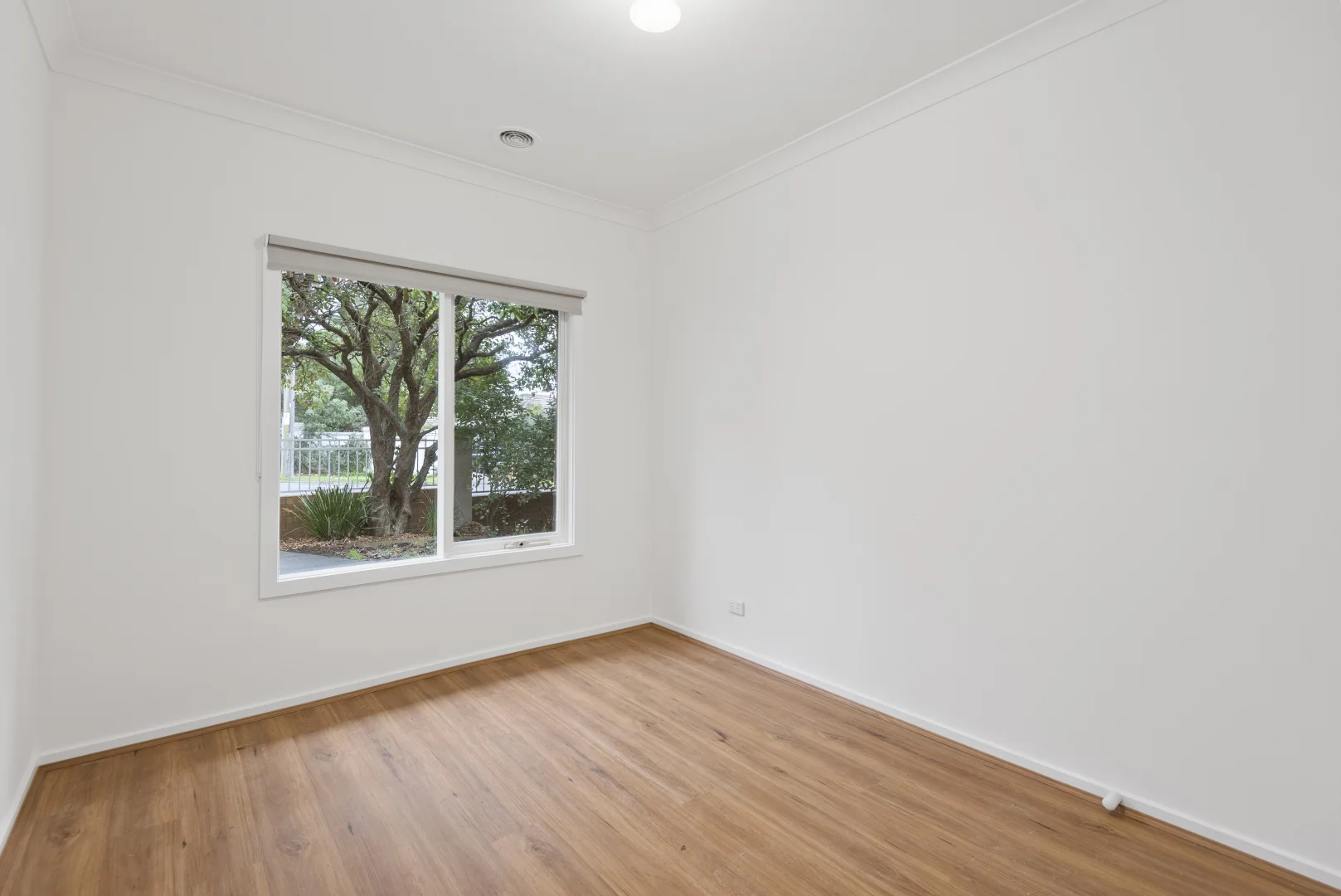 Additional image 5 of 1/568 Upper Heidelberg Road, Heidelberg VIC 3084