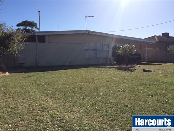 8 Roman Road, Bunbury WA 6230