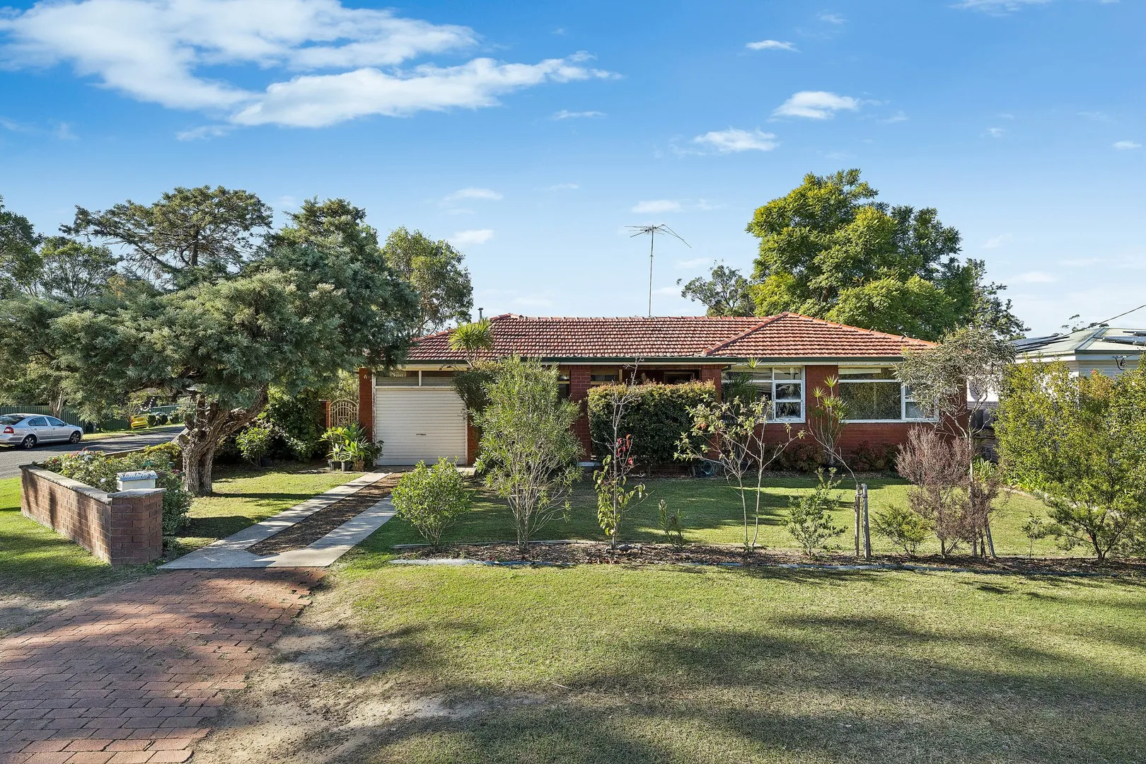 Position Plus Potential, Blaxland