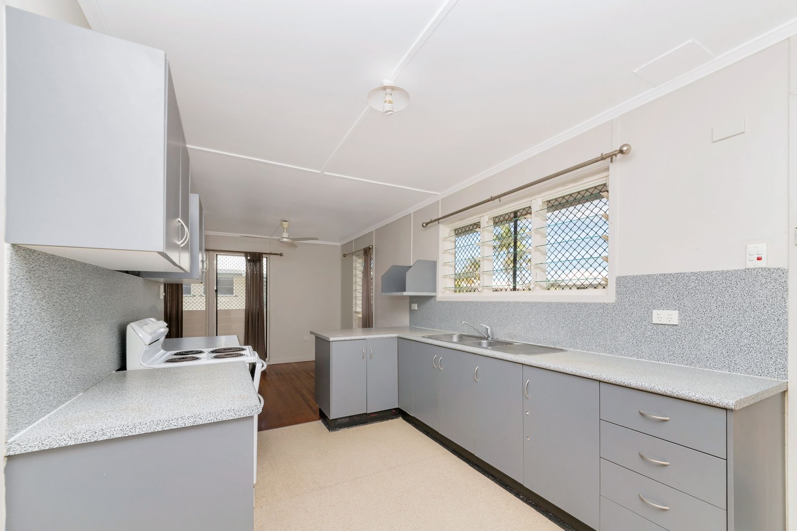 17 Oliver Court, Vincent QLD 4814, Image 1