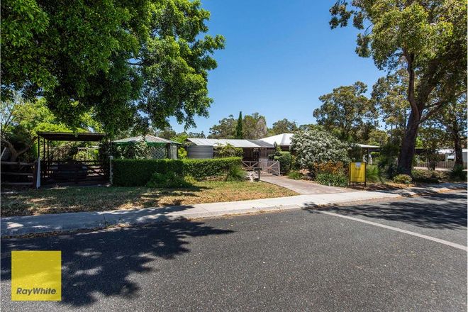 Picture of 5 White Road, KALAMUNDA WA 6076