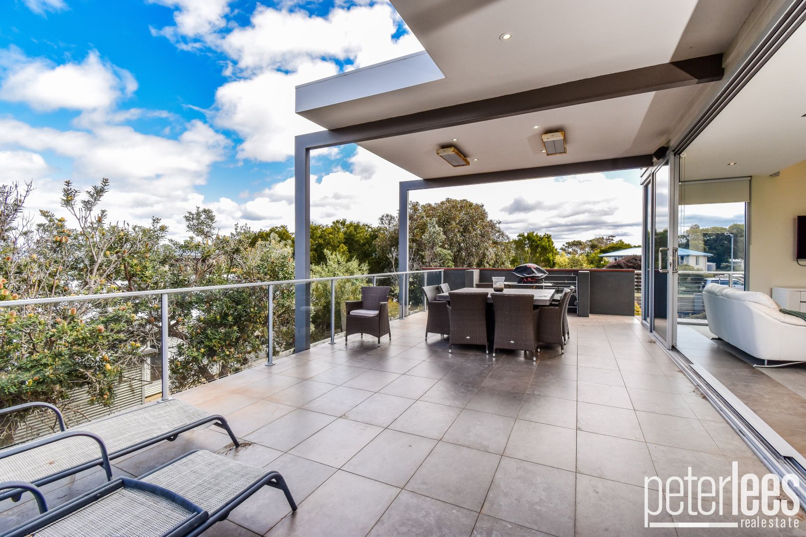 9 Oyster Bay Court, Coles Bay TAS 7215, Image 2