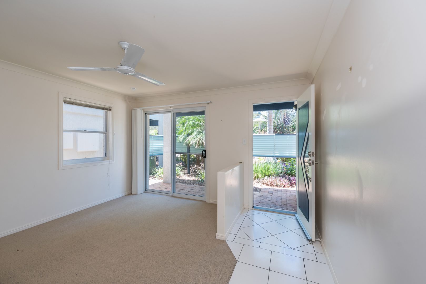 23/2 Sylvan Drive, Moore Park Beach QLD 4670, Image 2