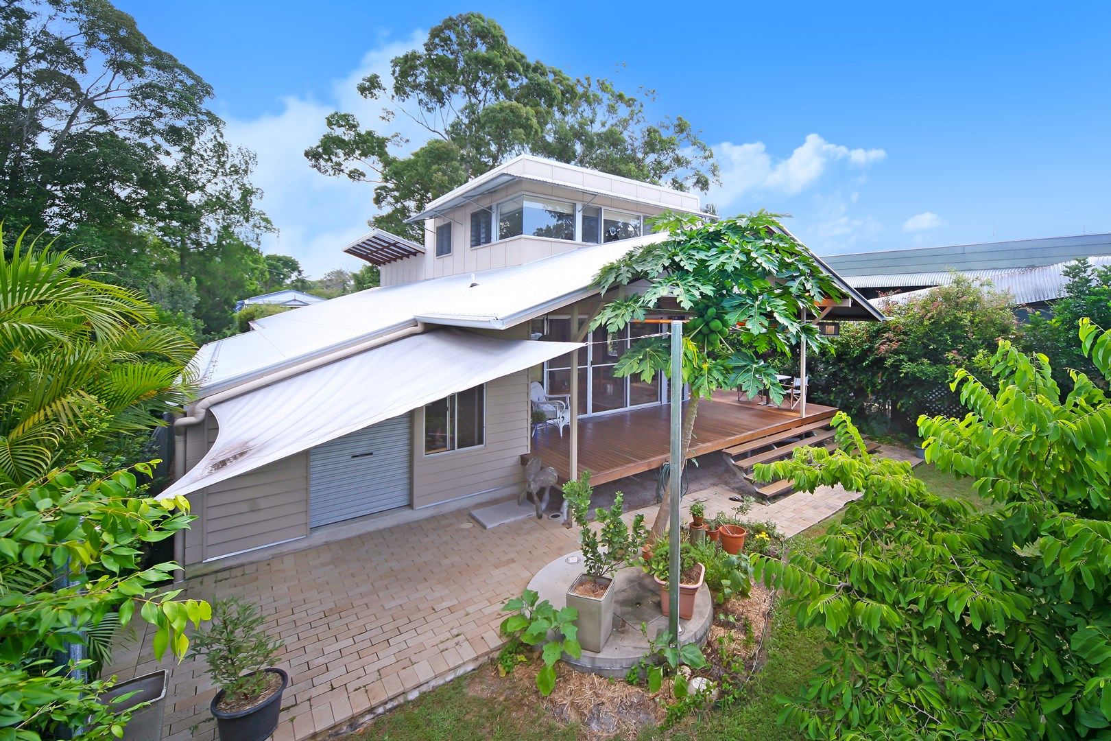 16 Urangan Street, Boreen Point Property History & Address Research