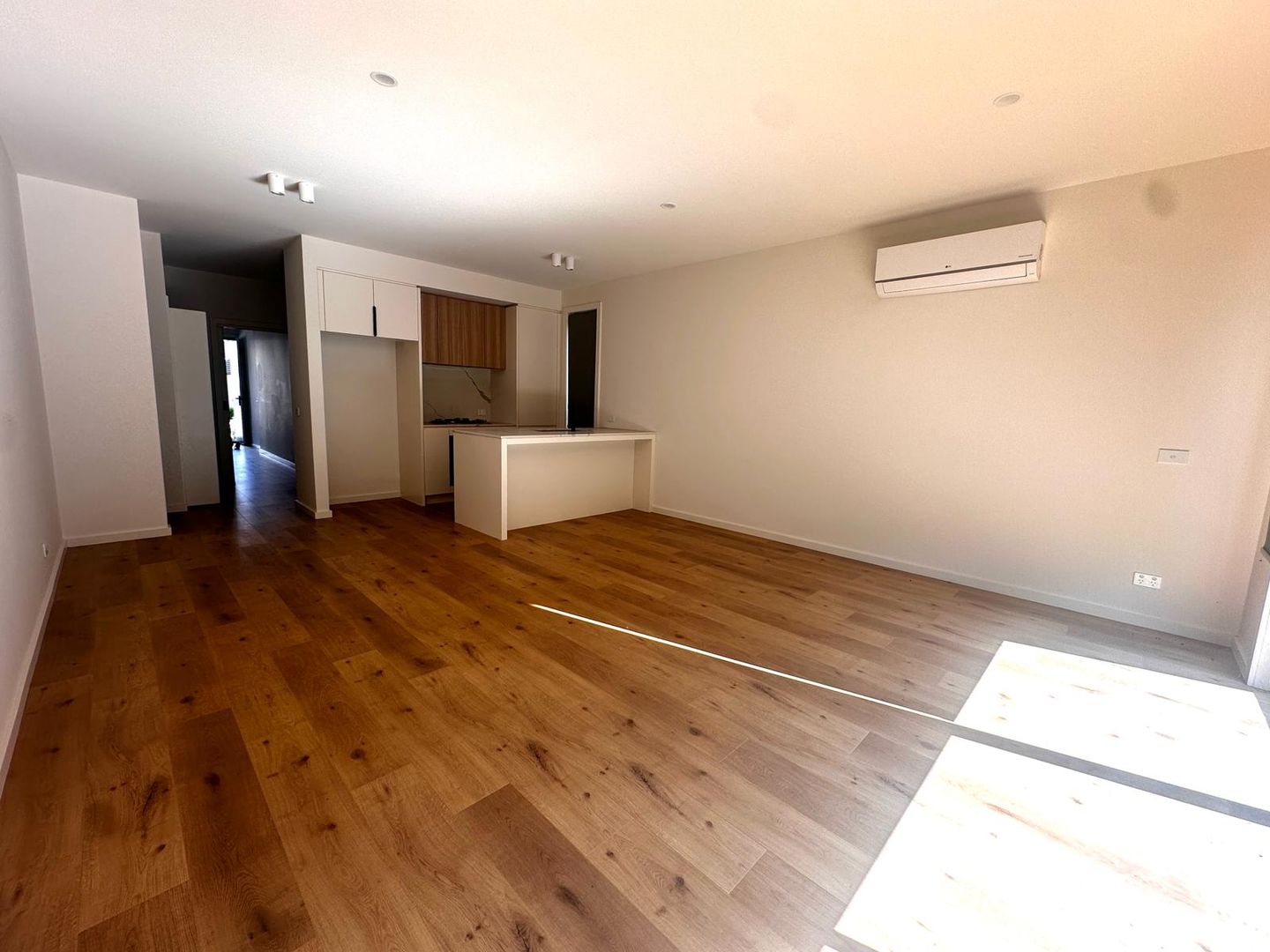 25 Calibre Retreat, Keysborough VIC 3173, Image 2