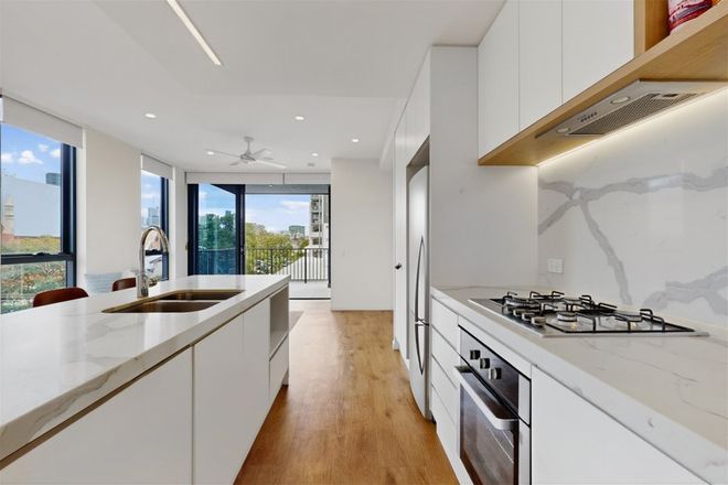 404/18 Duke Street Kangaroo Point 4169 - Image 3