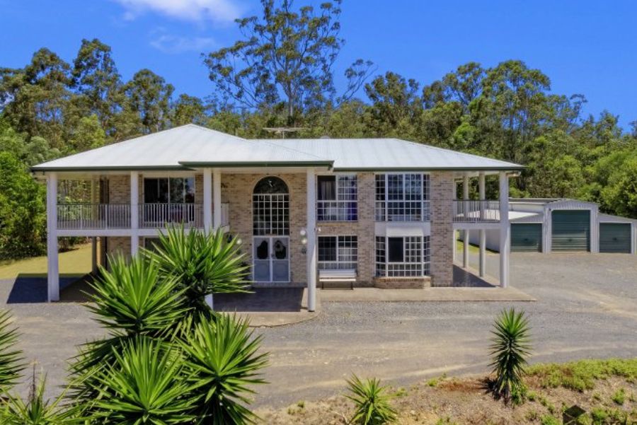 4 bedrooms House in 315 Raynbird Rd NARANGBA QLD, 4504