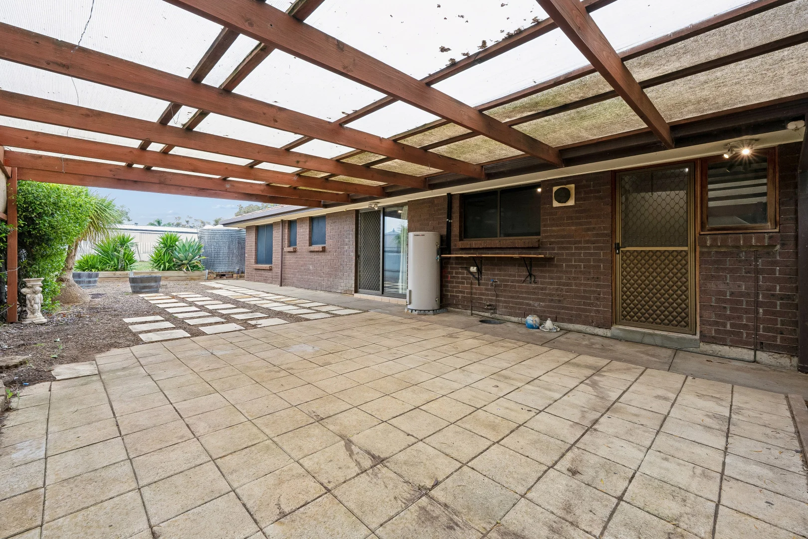 22 Caroline Street, Murray Bridge SA 5253 - House For Rent | Domain