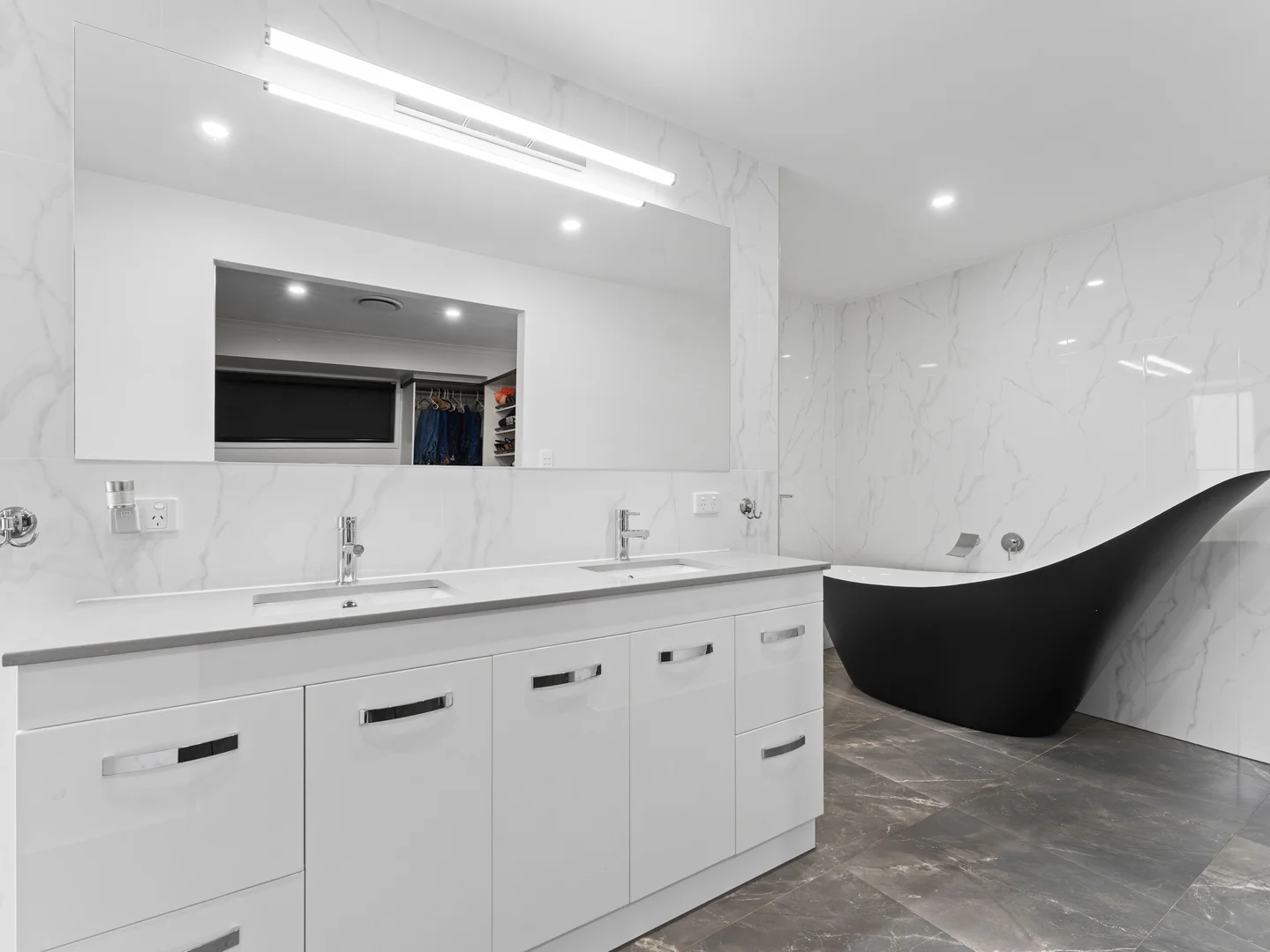 Additional image 8 of 6-8 Mcpherson Road, Chambers Flat QLD 4133