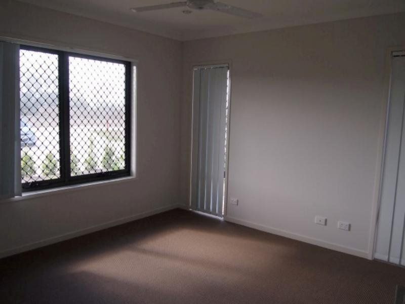4 Rise Circuit, Pacific Pines QLD 4211, Image 1