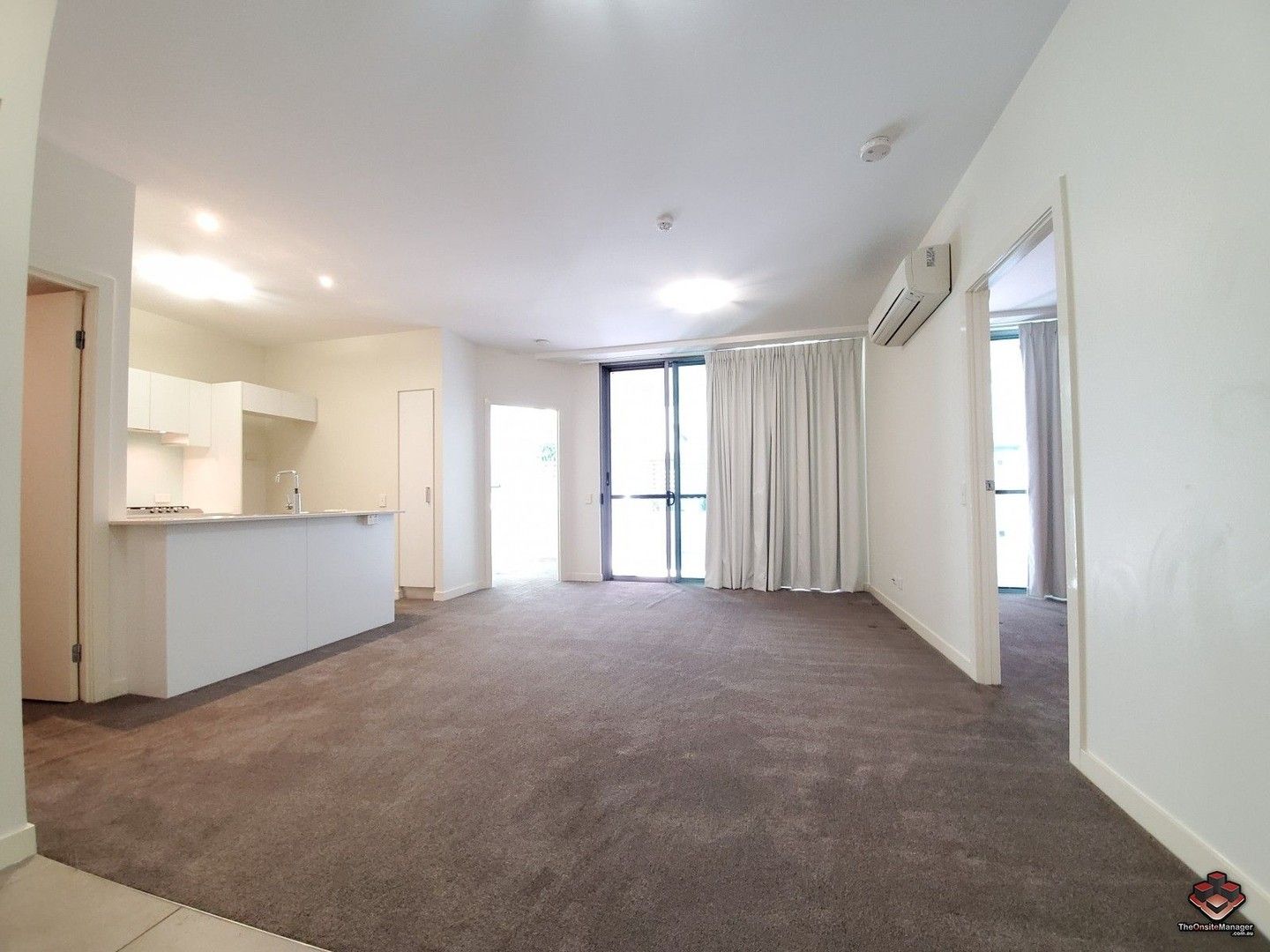 2 bedrooms Apartment / Unit / Flat in YJJY/92-100 Quay Street BRISBANE CITY QLD, 4000